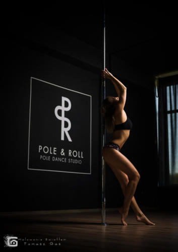 Pole  roll Studio pole dance stalowa wola tarnobrzeg untitled malowanieswiatlem 1310kinga (23)
