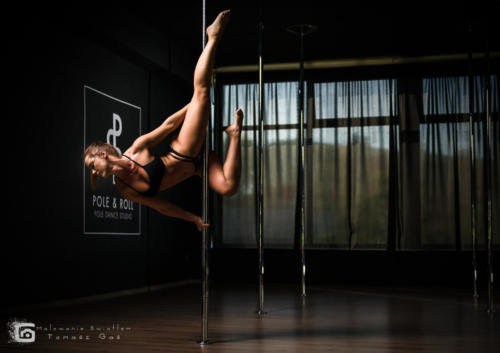 Pole  roll Studio pole dance stalowa wola tarnobrzeg untitled malowanieswiatlem 1310kinga (39)