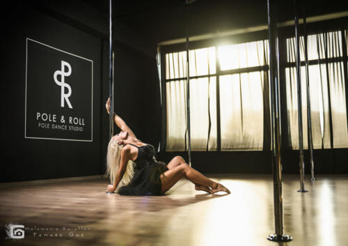 Pole  roll Studio pole dance stalowa wola tarnobrzeg untitled malowanieswiatlem 1310kinga (5)